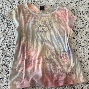 Super cute vintage Suzie in the city top!